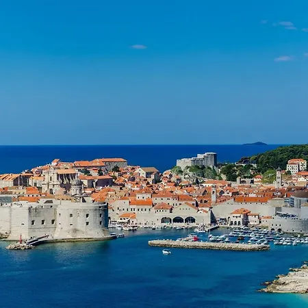 Amorino Of Dubrovnik