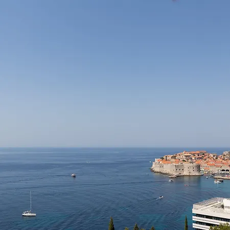 Amorino Of * Dubrovnik