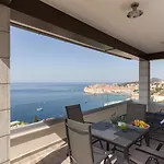 Amorino Of * Dubrovnik